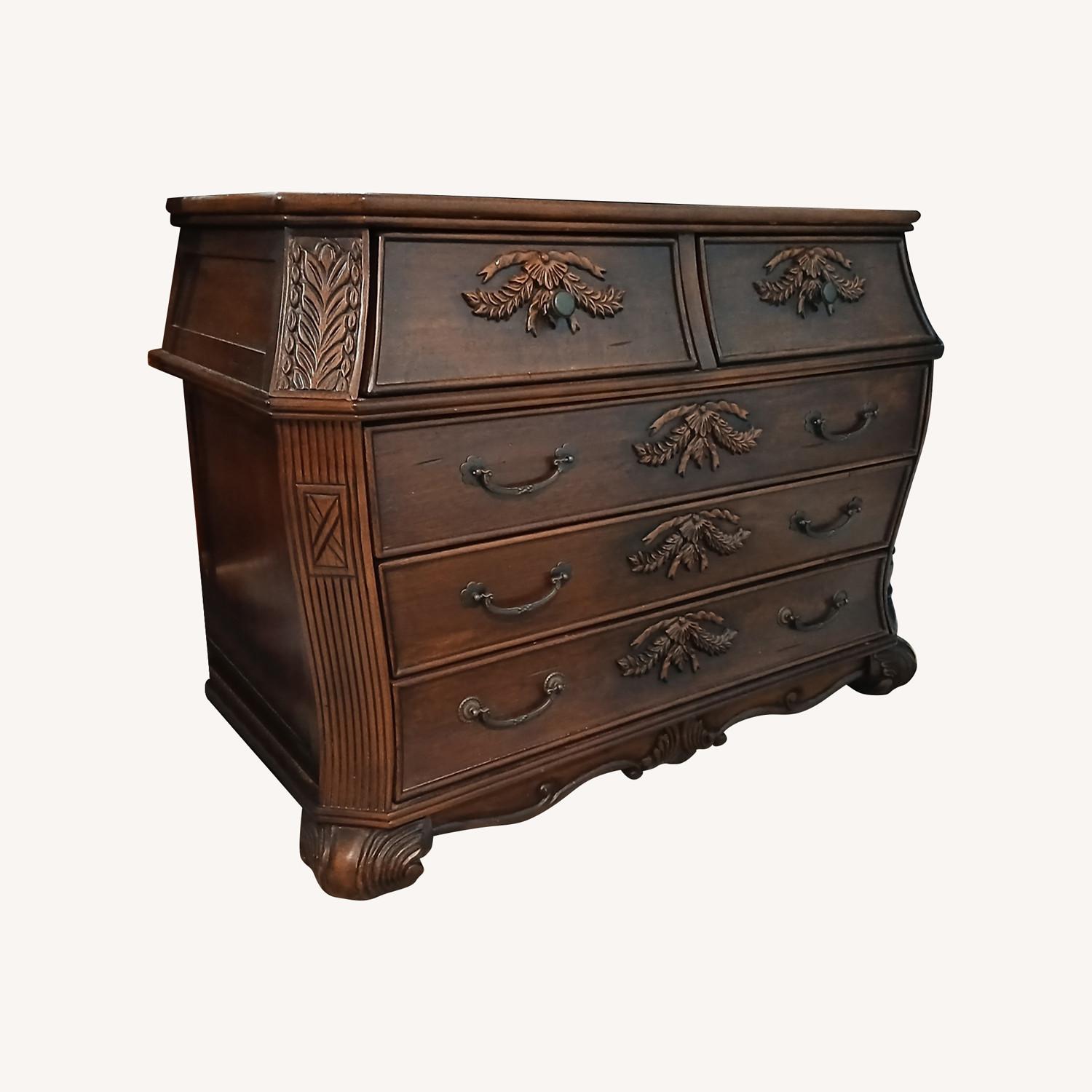 Bombay Chest - image-0