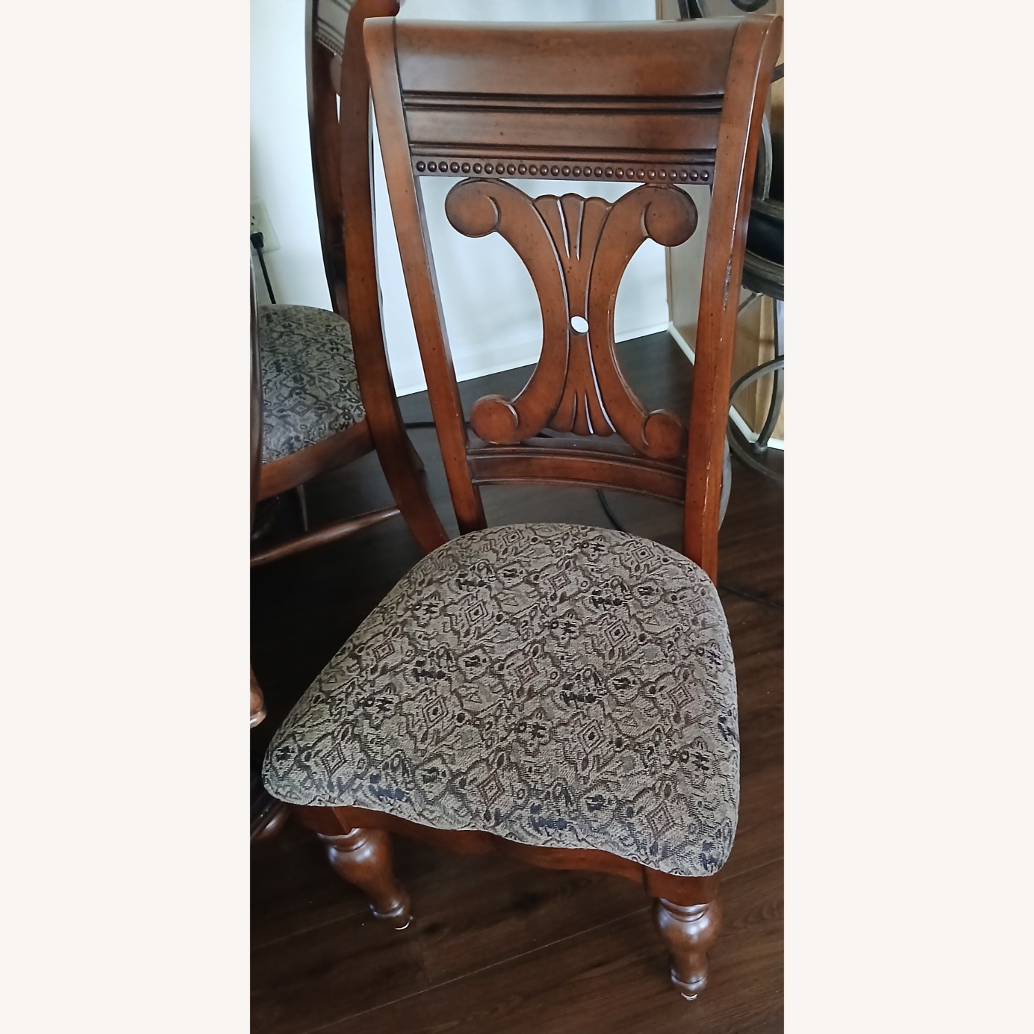 Dining Table and 4 Chairs - image-3