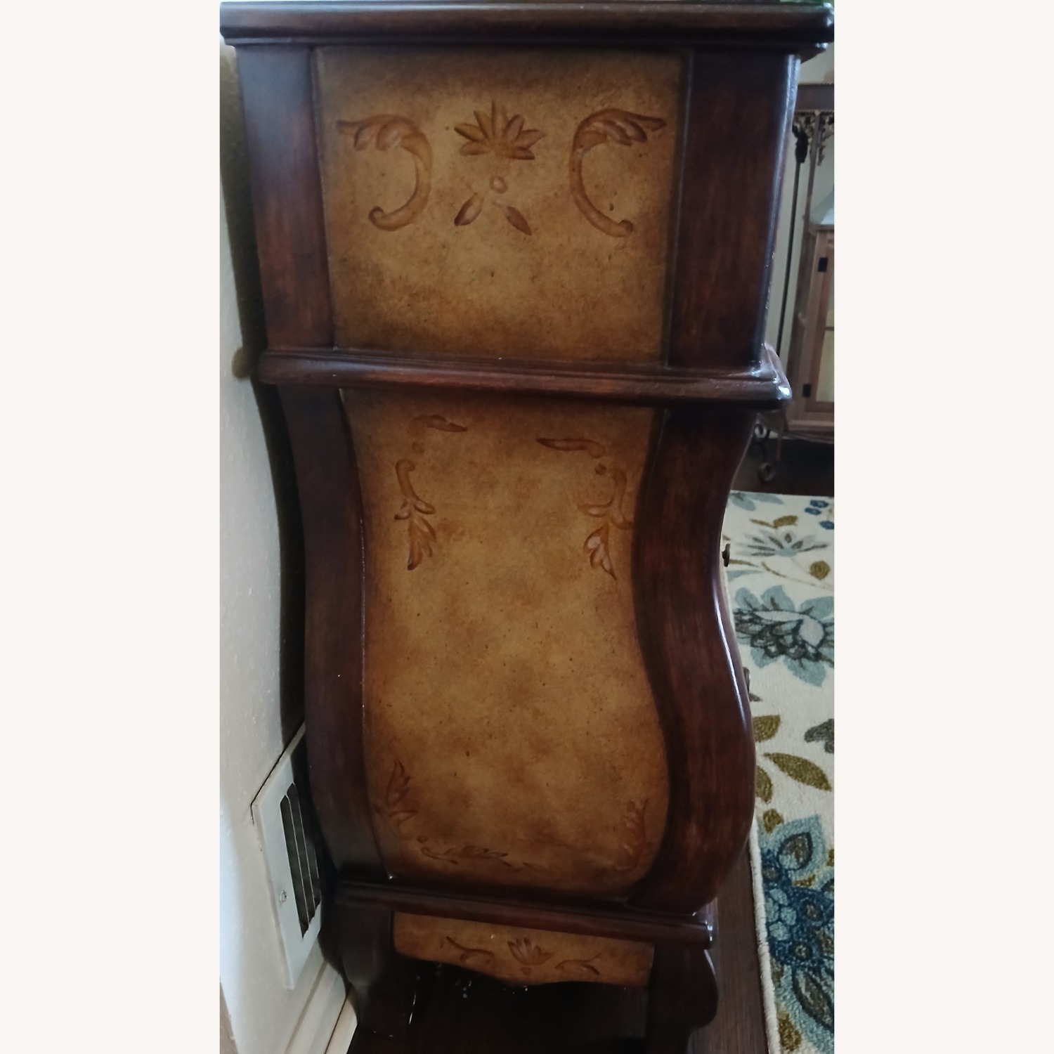 Small Bombay Chest - image-4