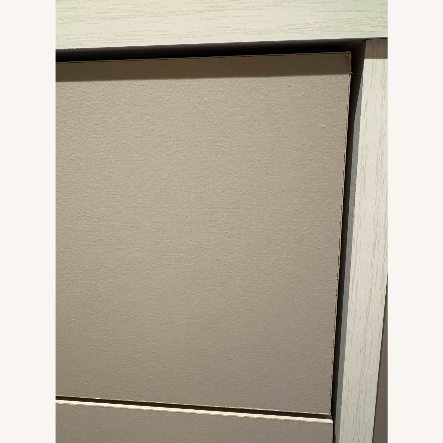 5 Drawer Dresser in White/Taupe/Gold - image-4