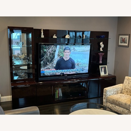 Used Wall Unit for sale on AptDeco
