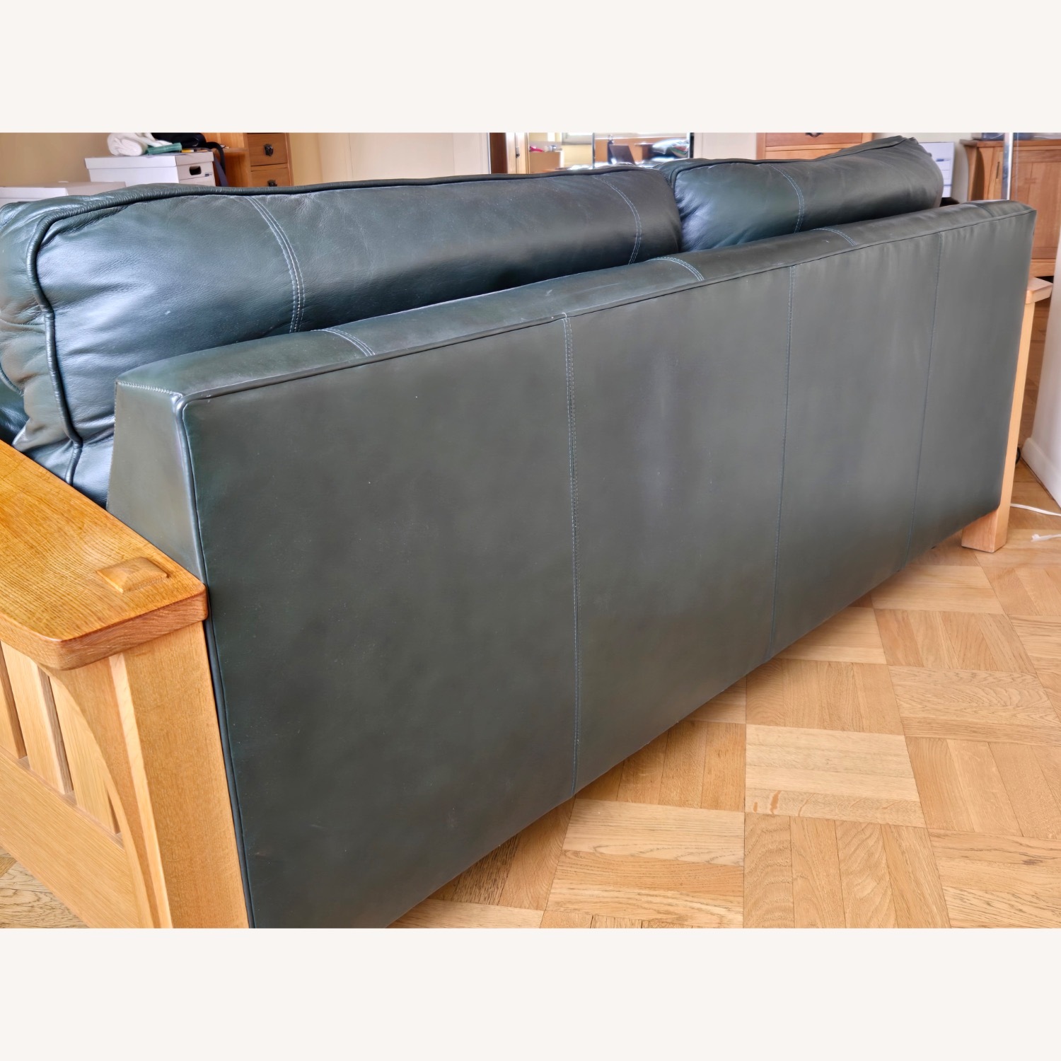 Stickley Audi Mission Sofa - image-7