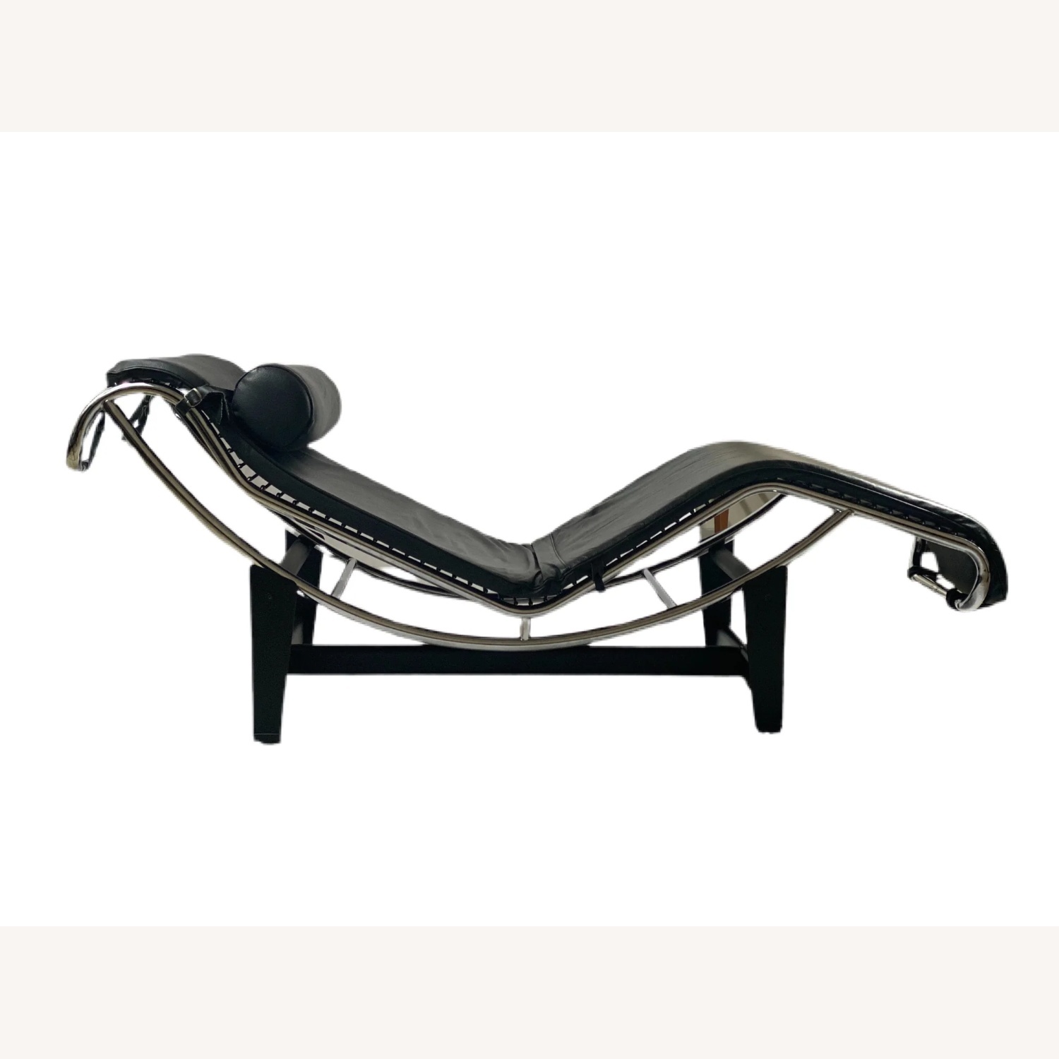 Le Corbusier LC4 Black Lounge Chair (Cassina) - image-4