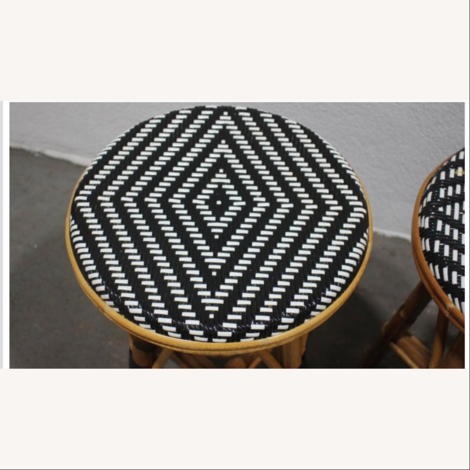 Rattan Vintage Classic Counter Stools (3) - image-4