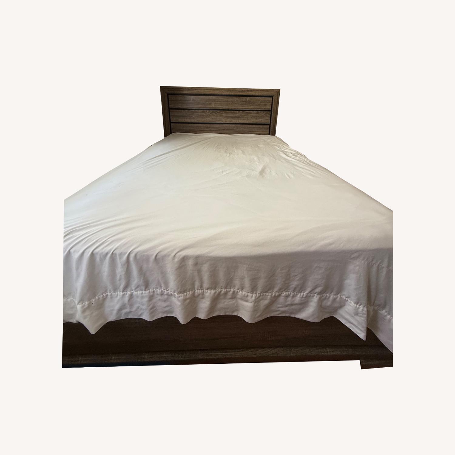 Ashley Furniture Queen Bed – Rustic Modern - image-0