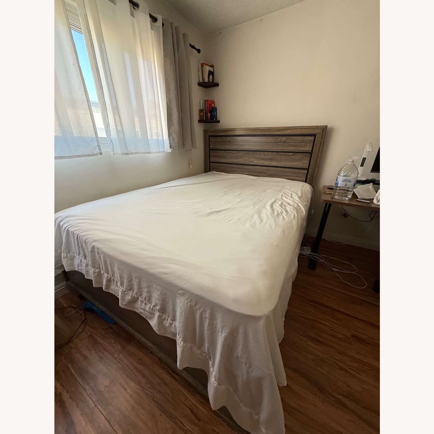 Ashley Furniture Queen Bed – Rustic Modern - image-1