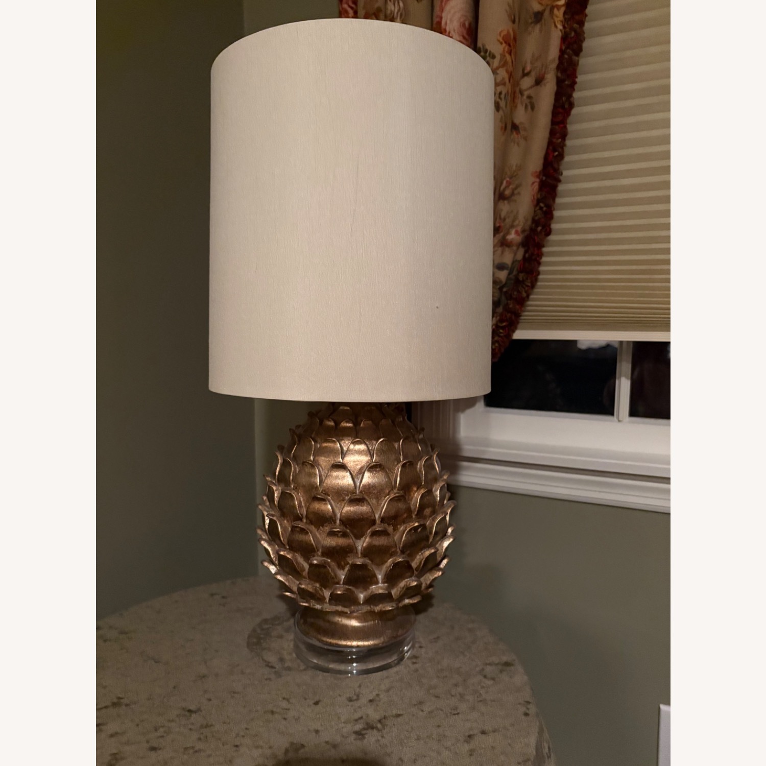 Pineapple Lamp - image-2