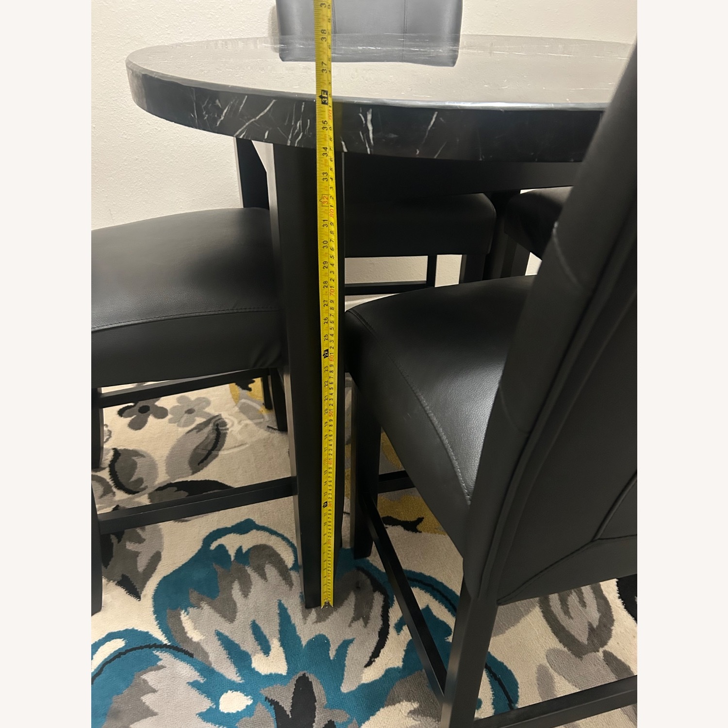 Montebello Black Round CTR/4 Black Stools - image-4