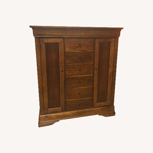 Used Thomasville Gentlemen's 6-Drawer Dresser for sale on AptDeco