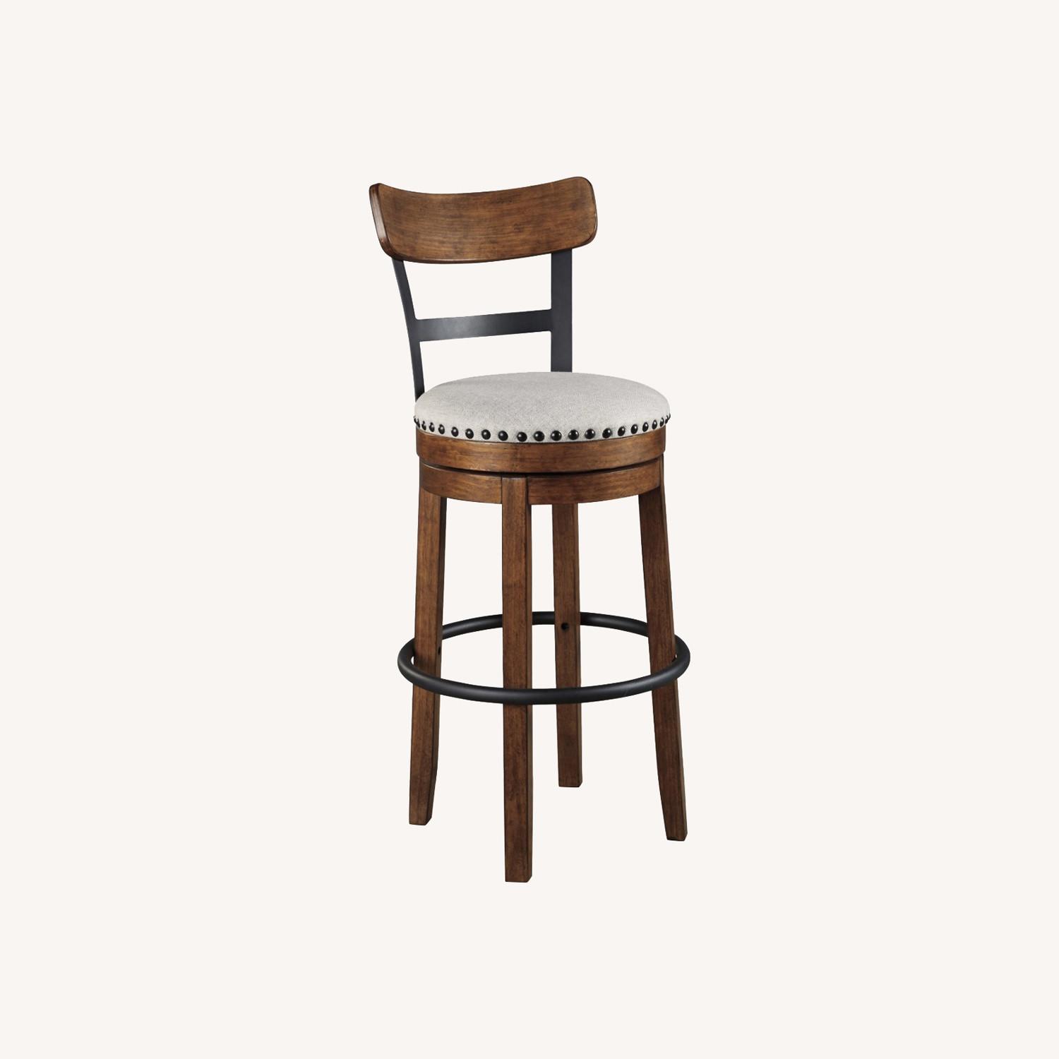 Valebeck Set of 3 Comfortable Bar Stools - image-0