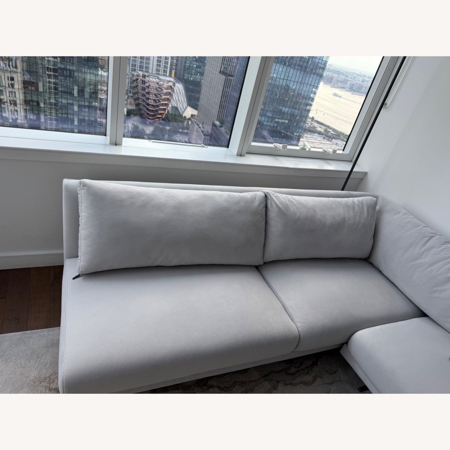 Lazzoni Light Grey Sofa - image-4