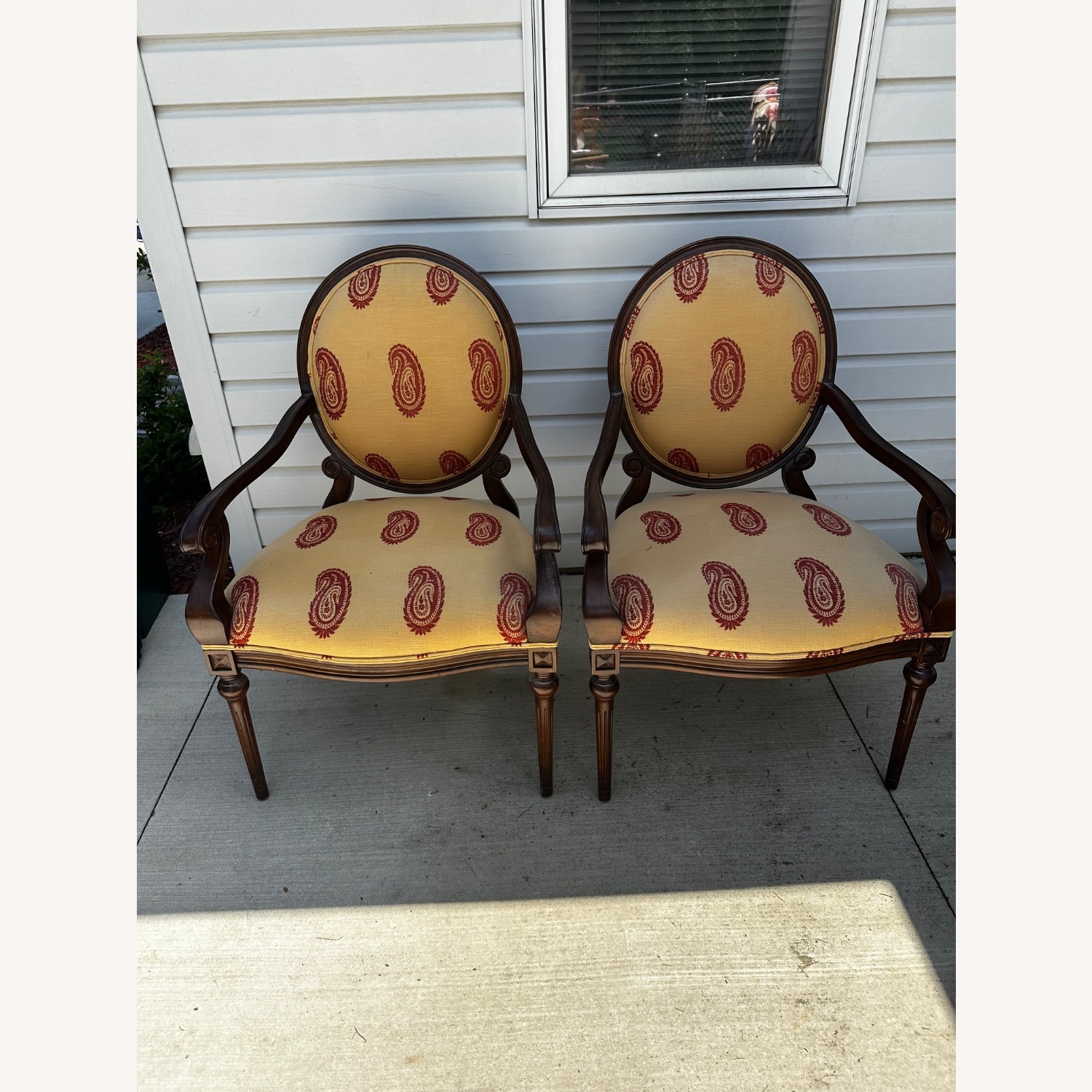 Pair of Henredon Arm Chairs - image-1