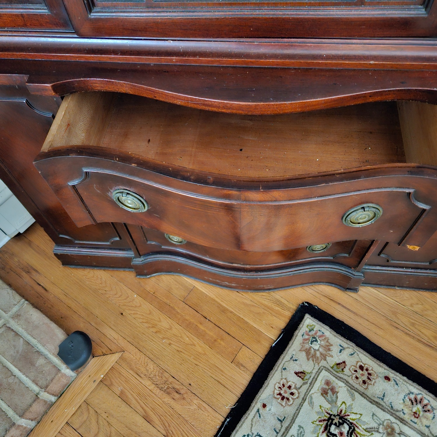 China closet - image-4