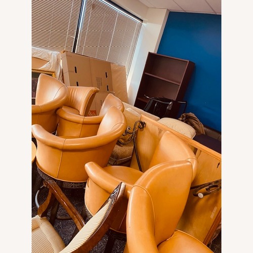 Used Luxury Leather Bar Stools for sale on AptDeco