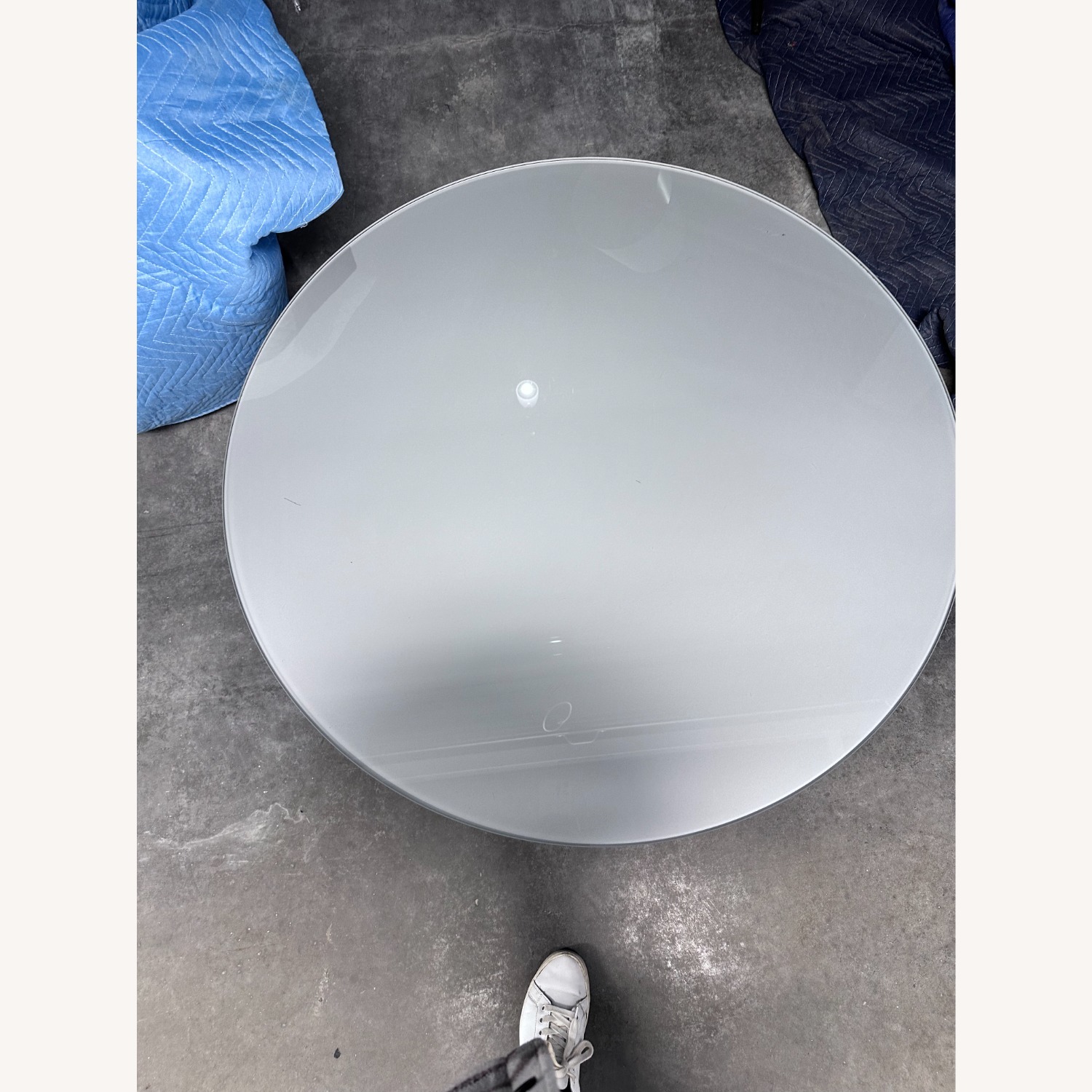 Fritz Hansen A223 Circular Coffee Table - image-4