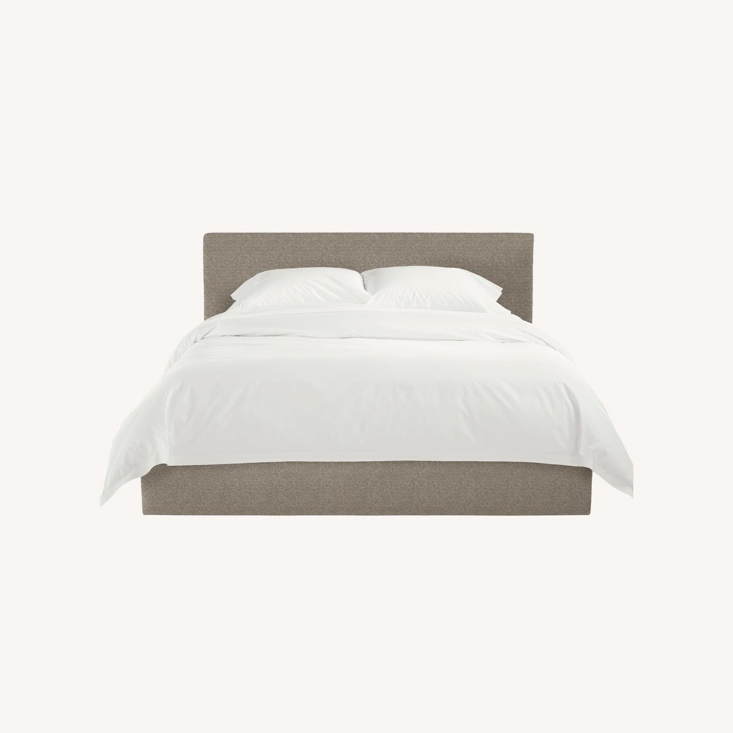 Wyatt Queen Bed in Arin Gray Fabric  - image-0