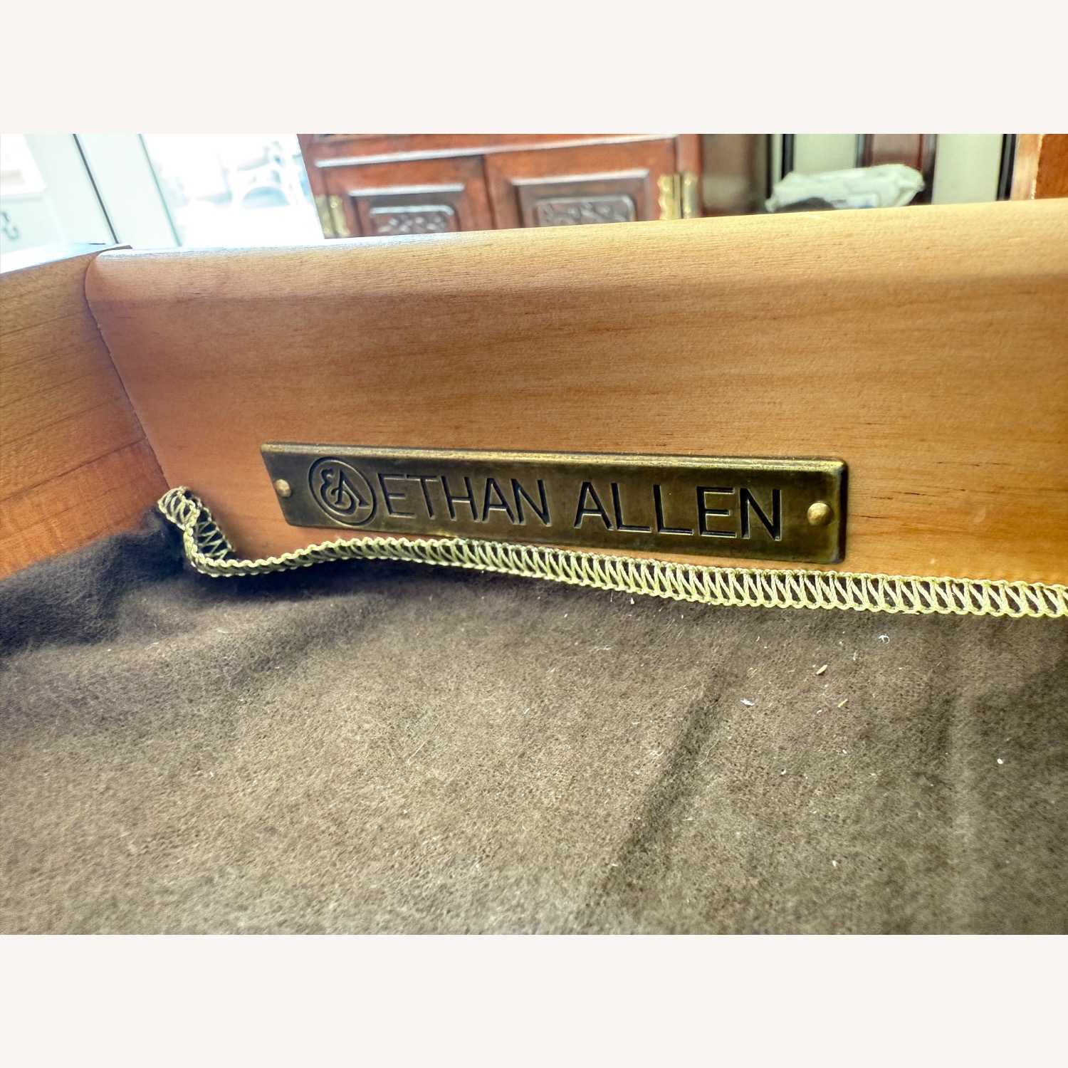 Ethan Allen Burlwood Extendable Dining Table - image-6