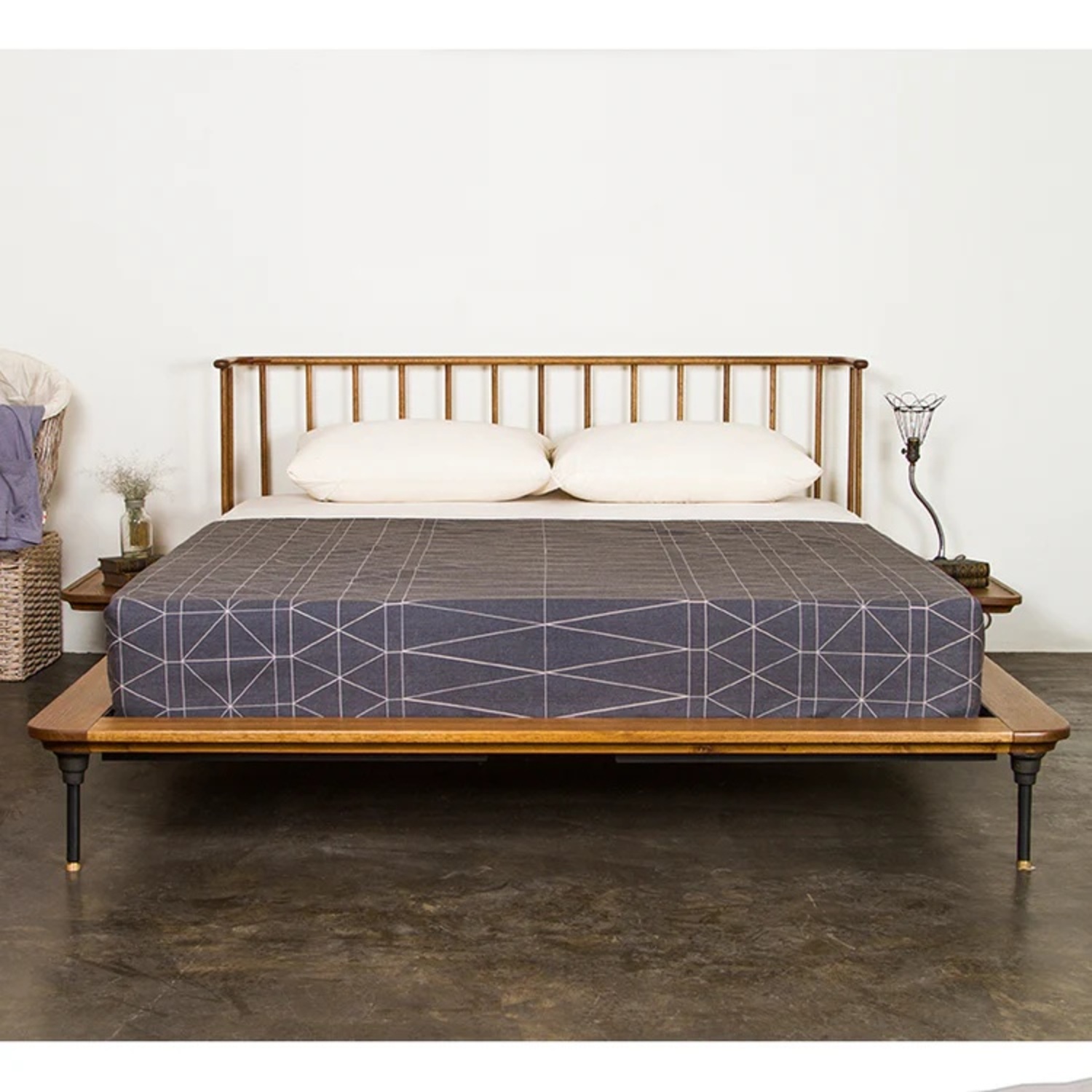District 8 King Platform Bed - image-6