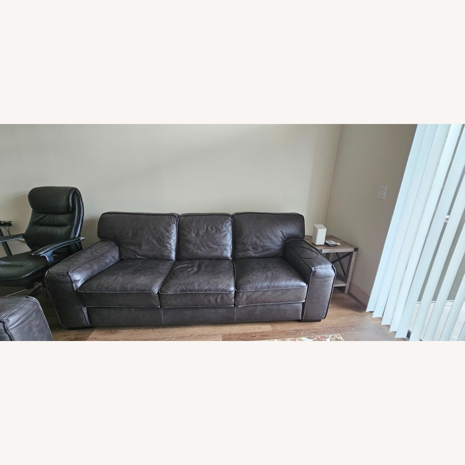 Leather Italia USA 3 Seater Sofa - image-2