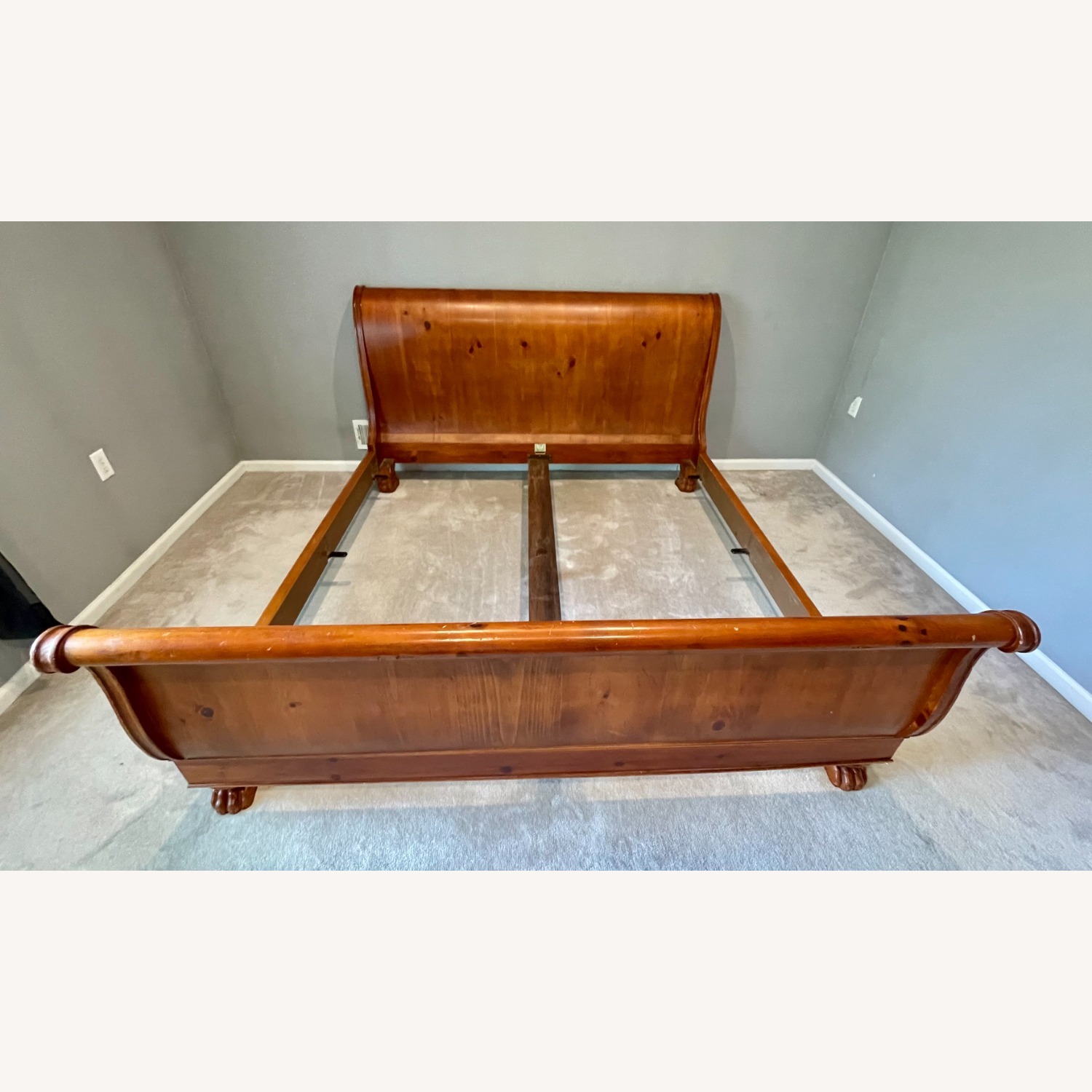 Milling Road by Baker King Sleigh Bed - image-3