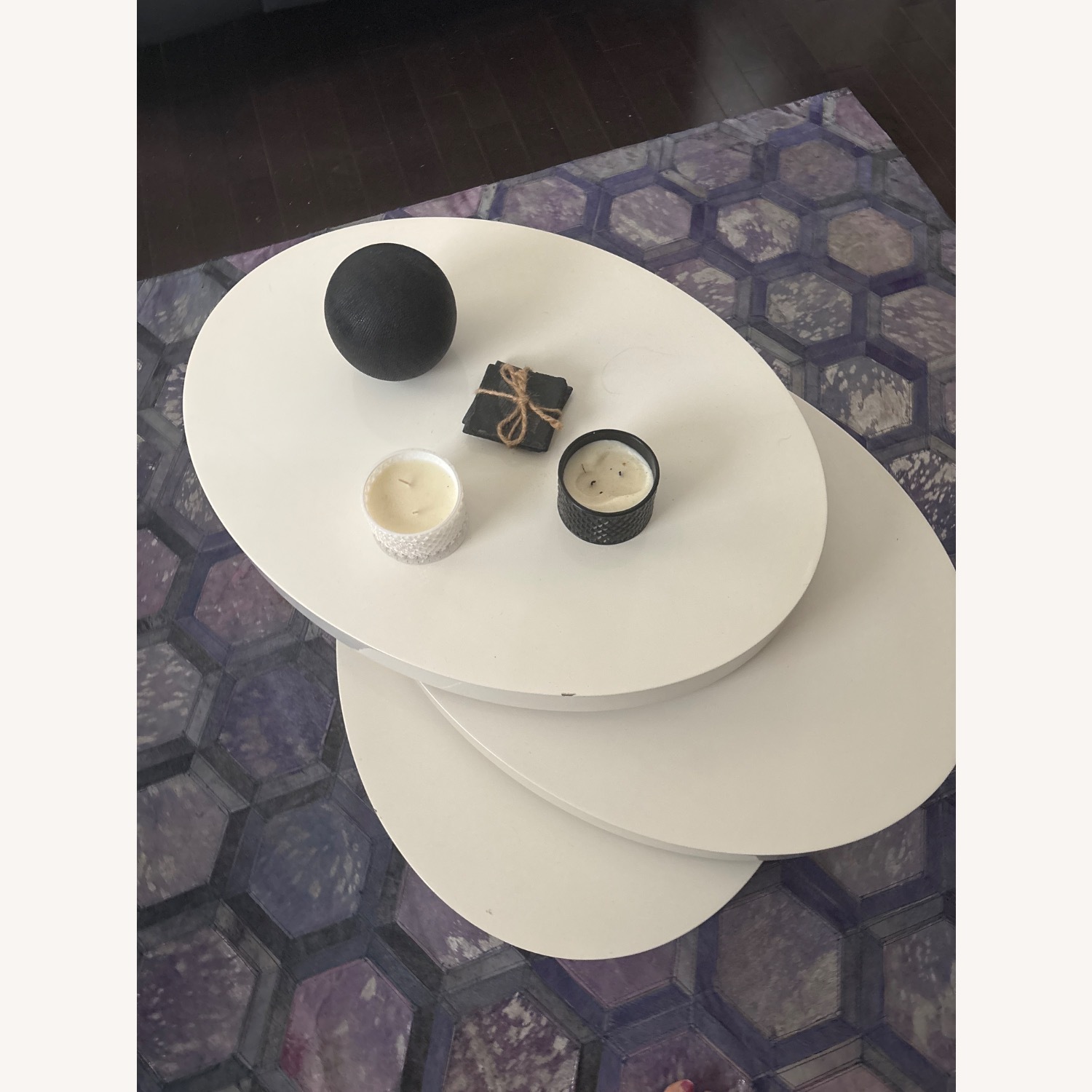 Retro Style White Coffee Table - image-2