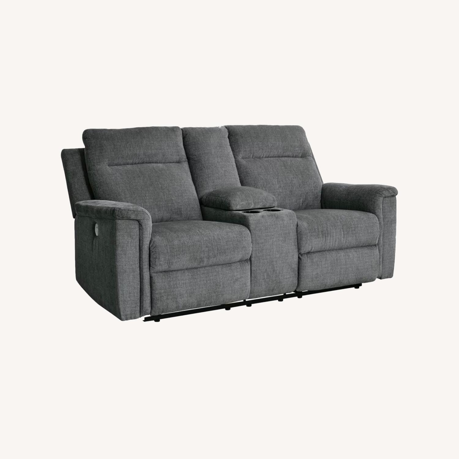 Barnsana Sofa - image-0