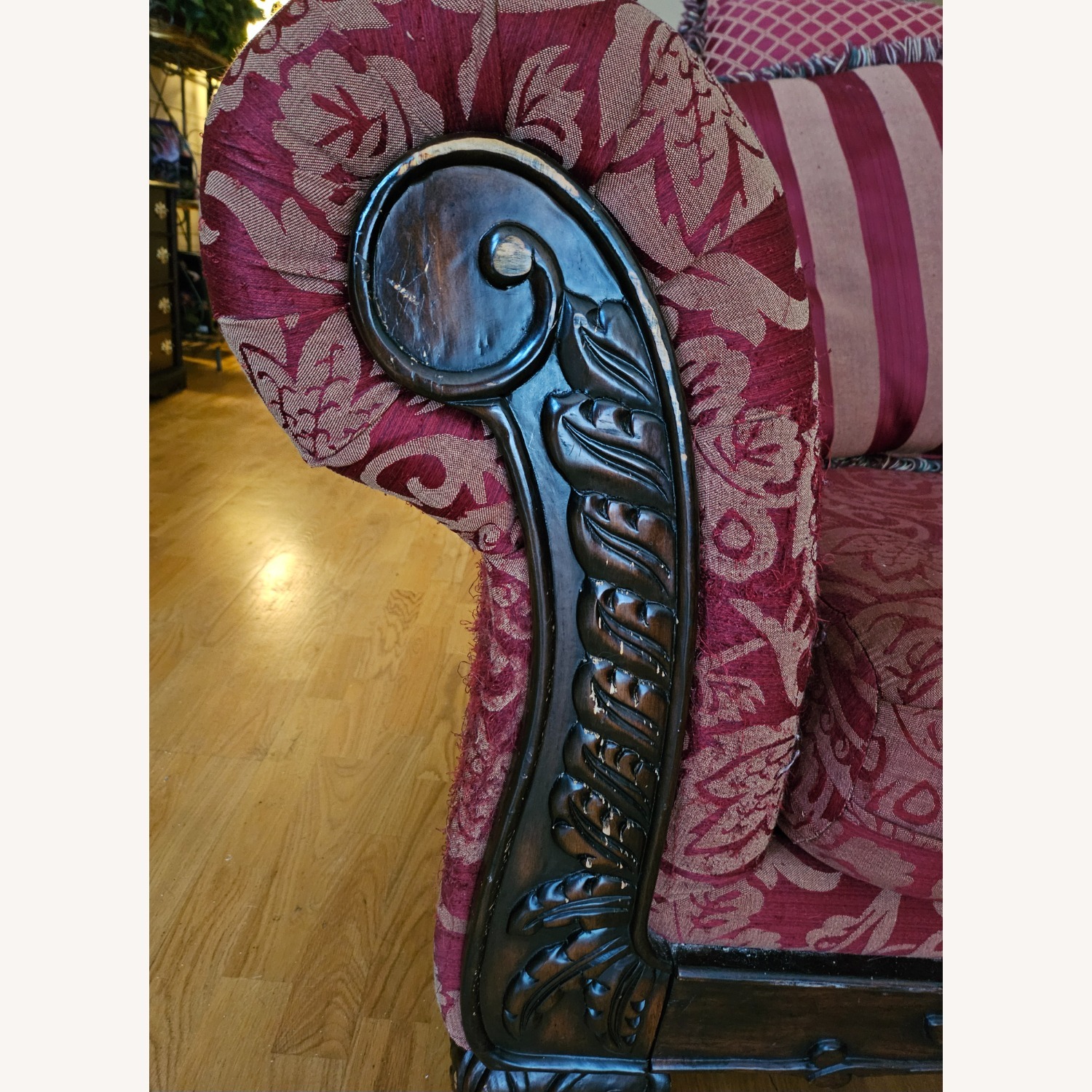 Serta Tai Sofa - image-5