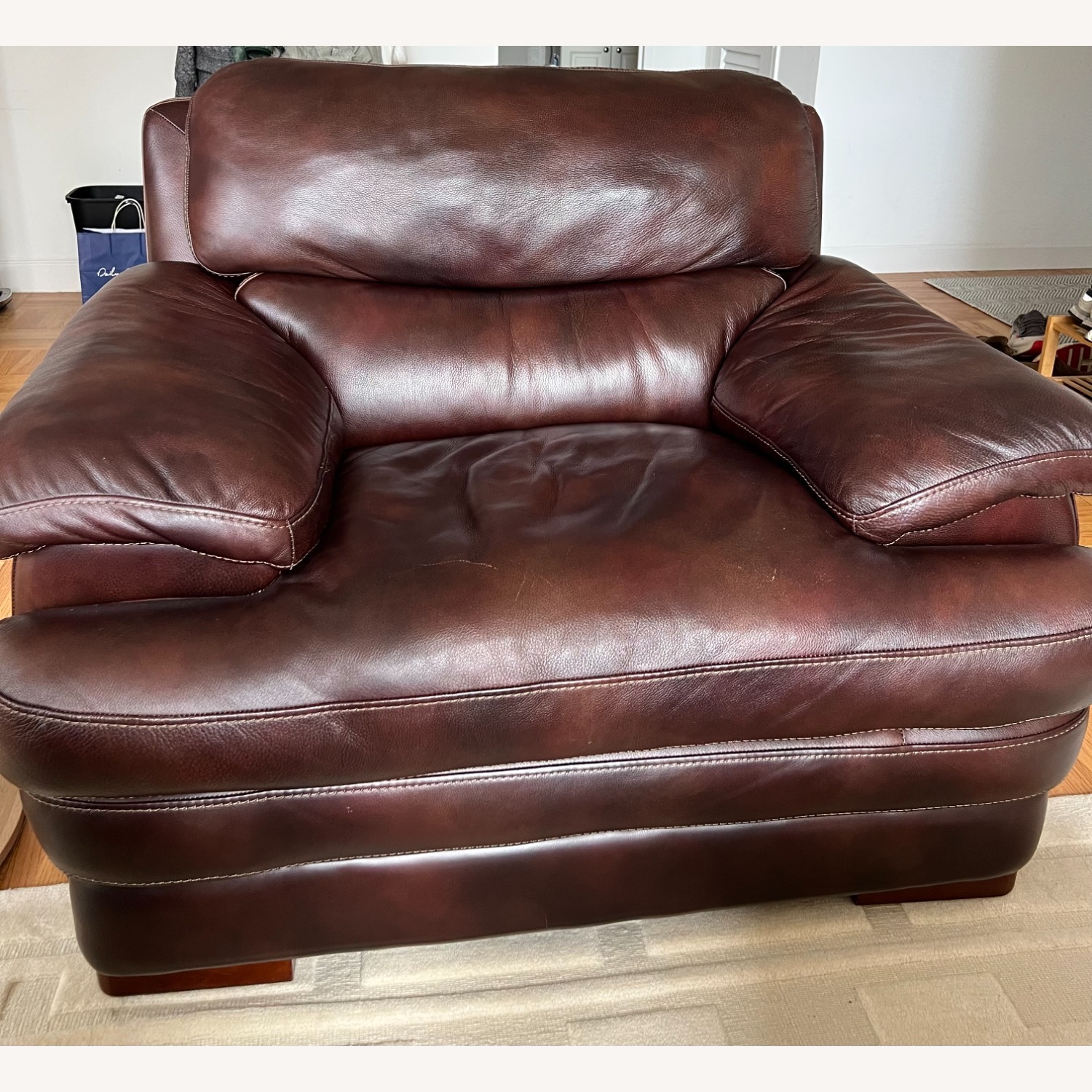 Flexsteel Leather Armchair - image-1