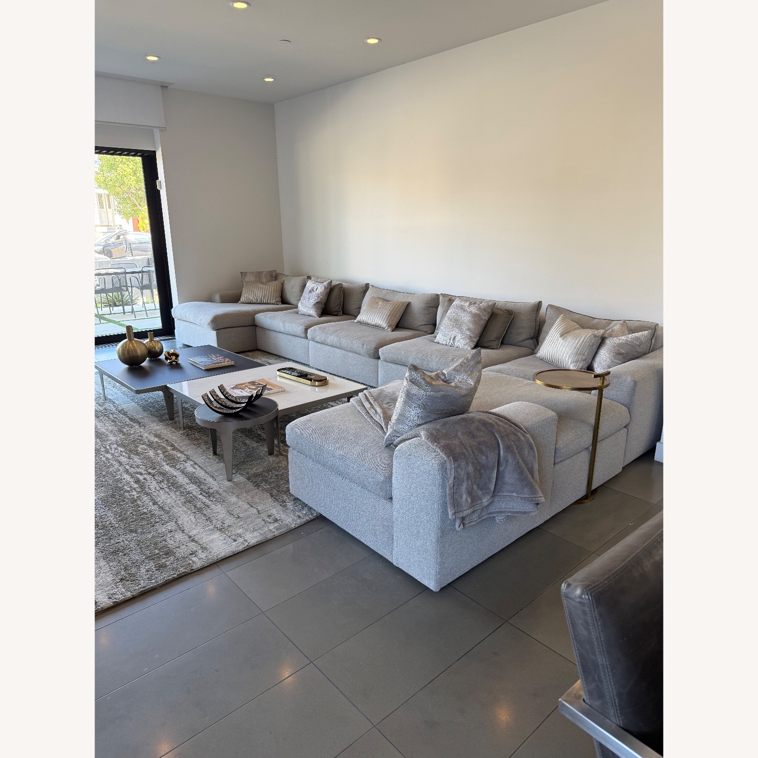 Spacious & Stylish 10-Seater Sofa - image-1