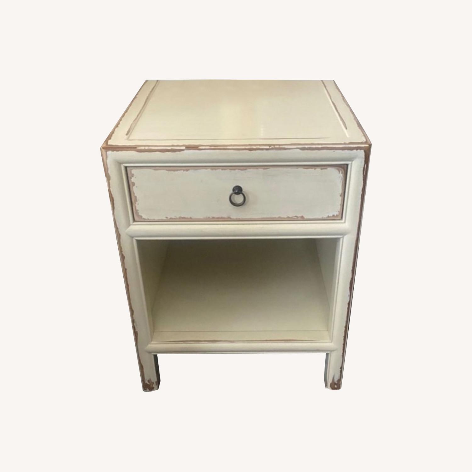 Ethan Allen Dynasty End Table- Set of 2 - AptDeco