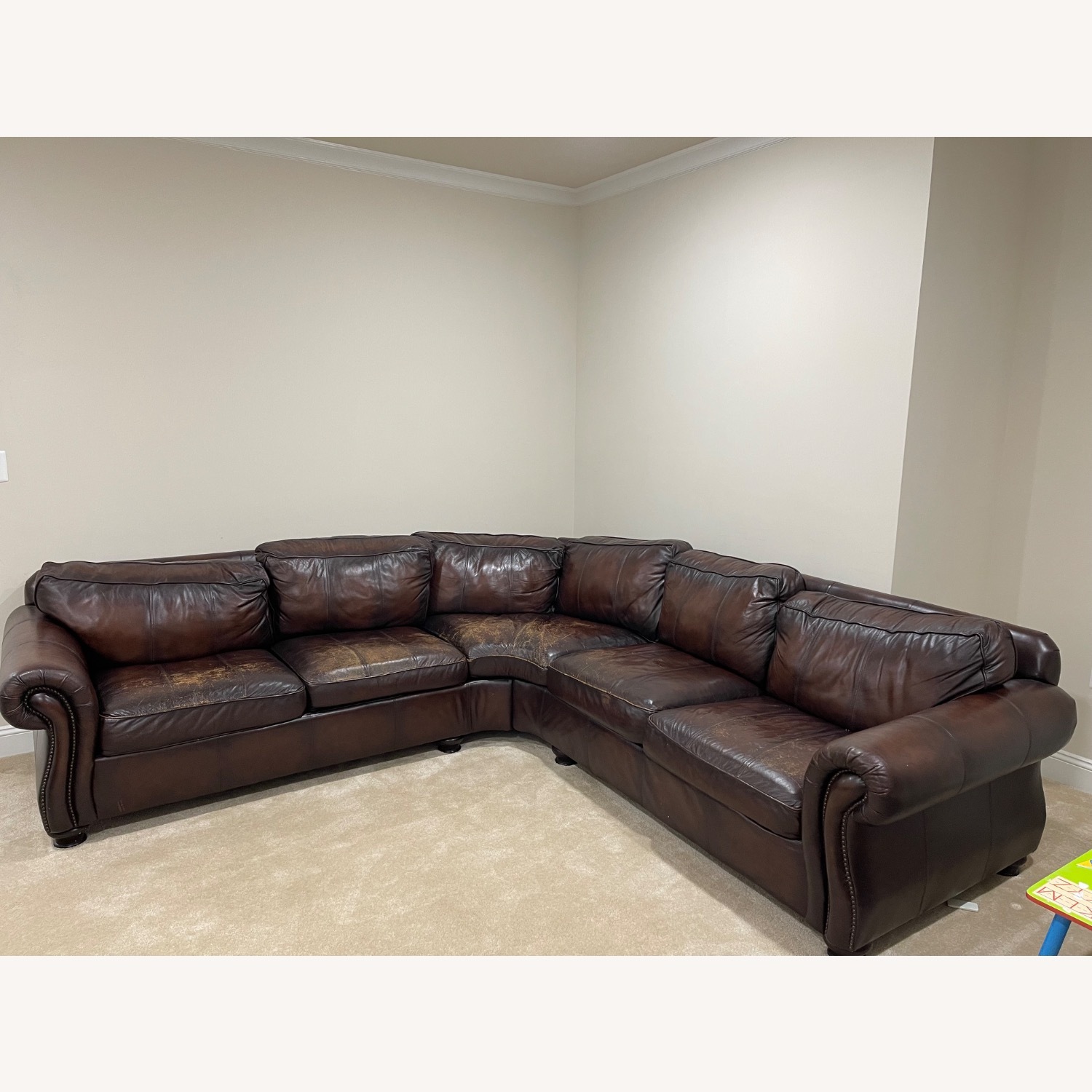 Premium Leather Sectional - image-9