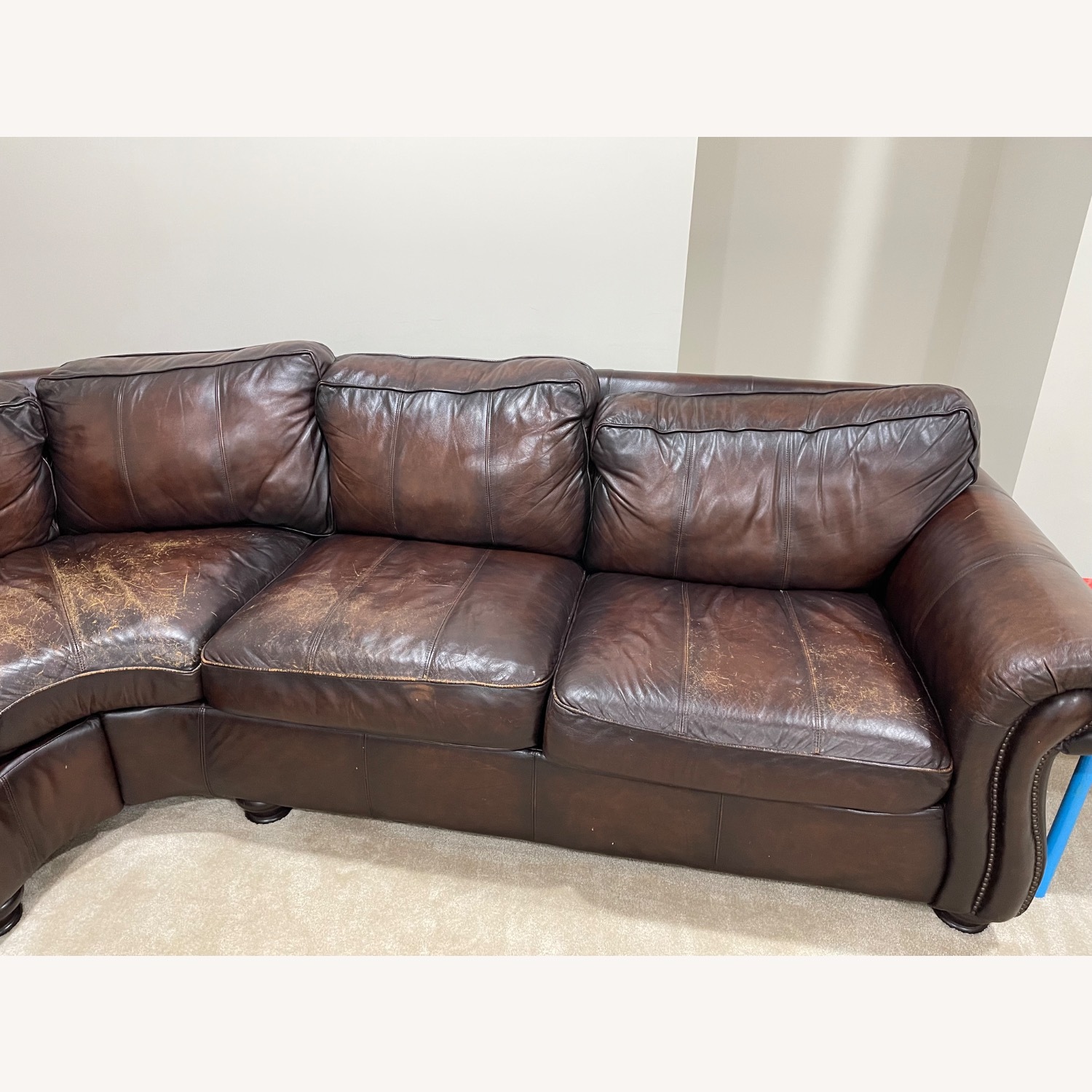 Premium Leather Sectional - image-12