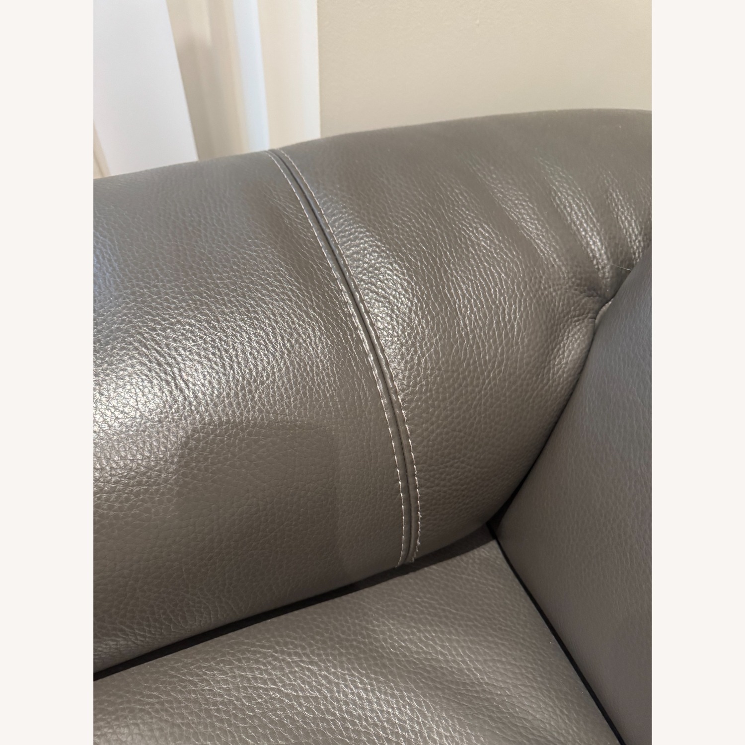 Bloomingdales Nicoletti Dorian Sectional  - image-9