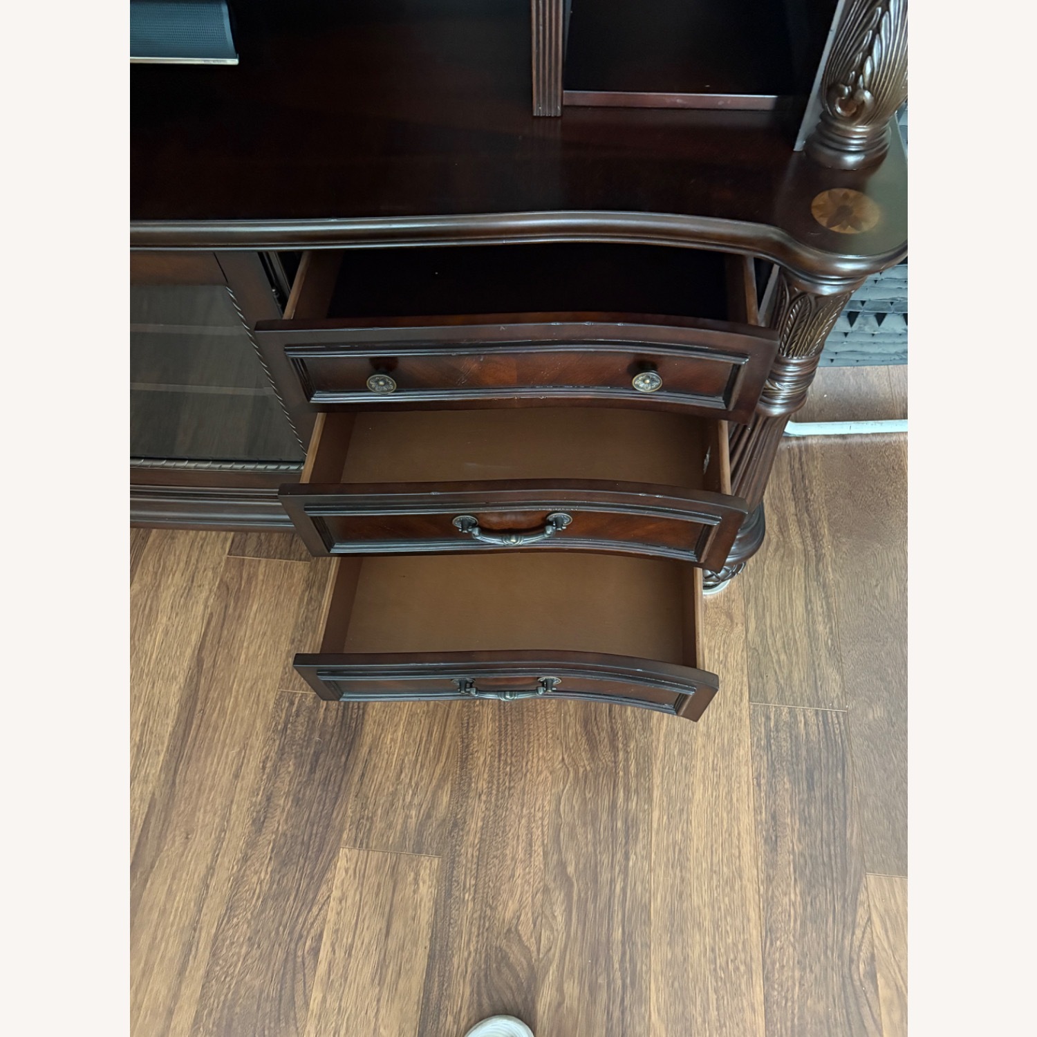 TV Console - image-6