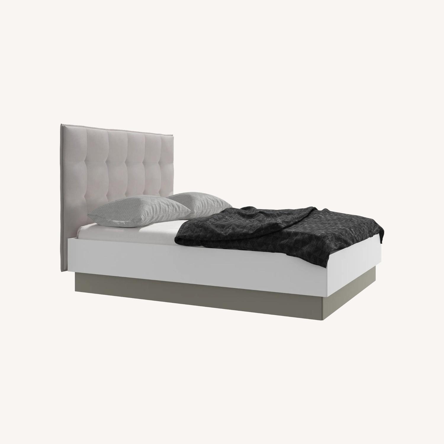 BoConcept Lugano Bed (Queen) - image-0