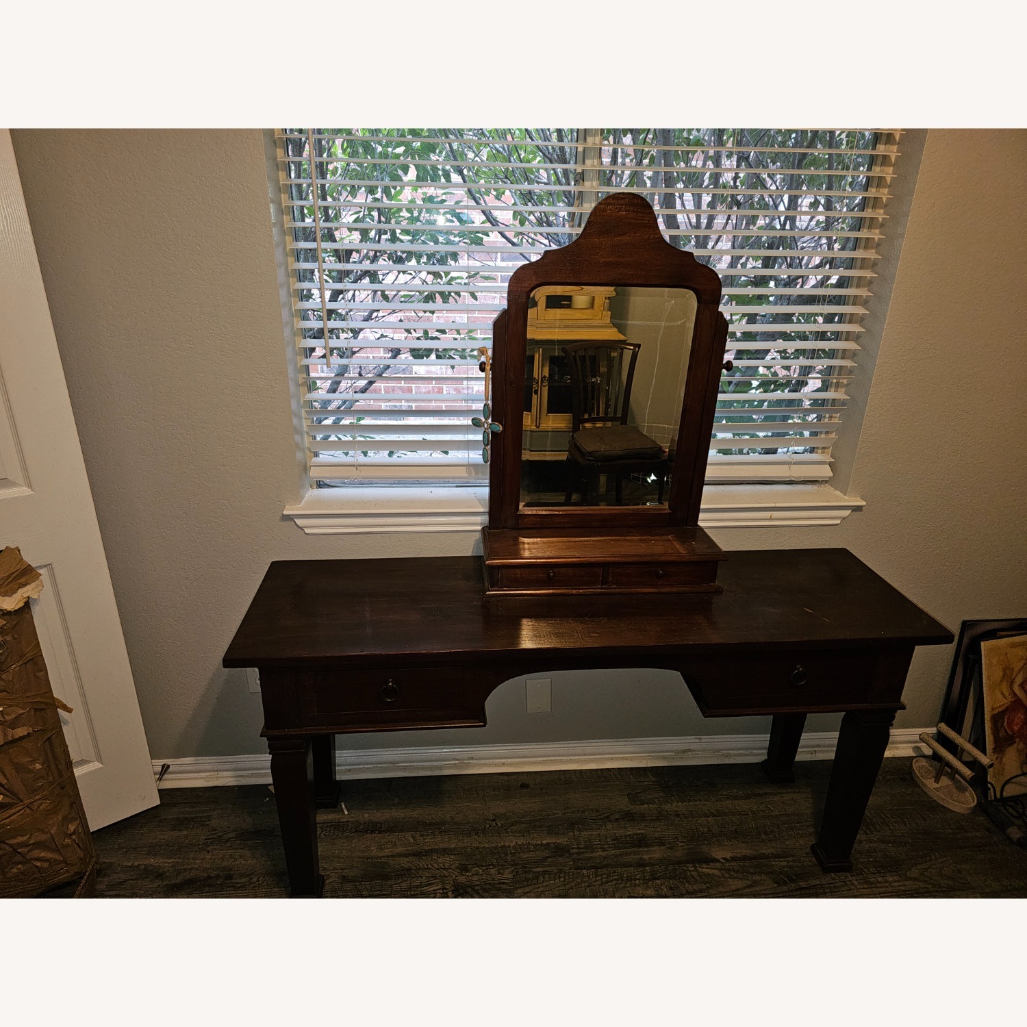 Ladies Dressing Table-Malaysia - image-5