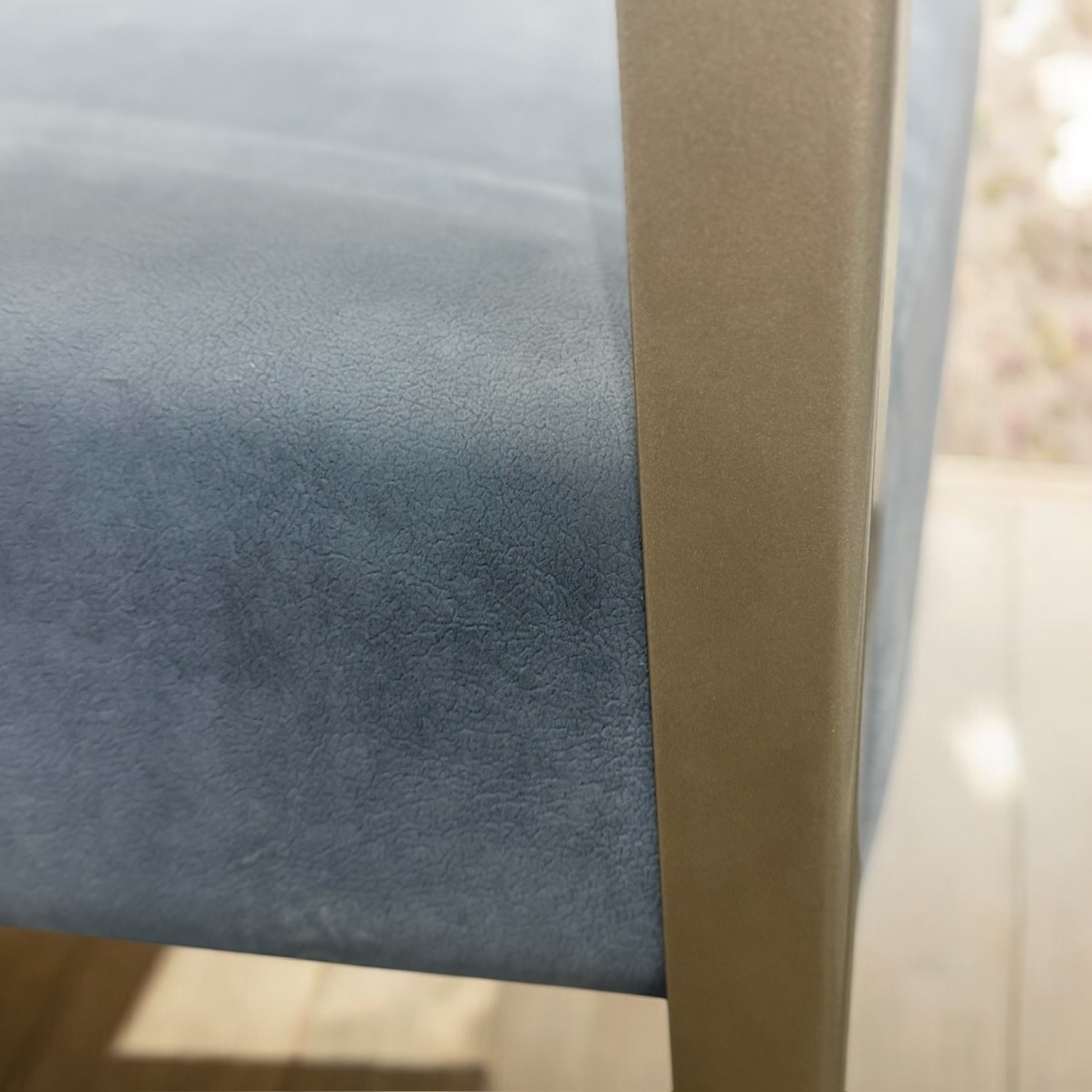 Elite Modern Vivian 6 Contemporary Dining Chairs - image-11