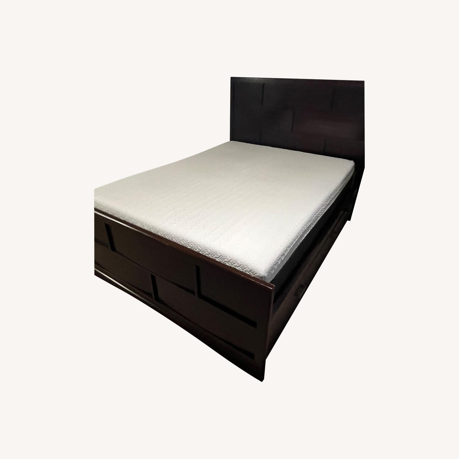 Full Bed - image-0
