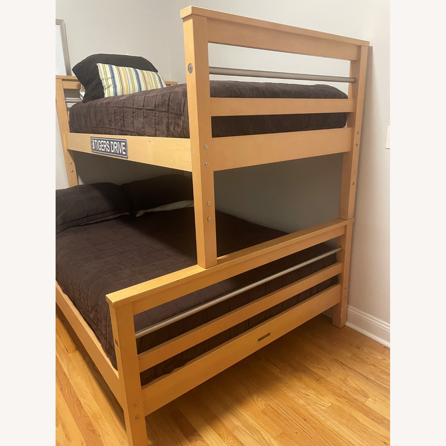 Bunk bed - image-2