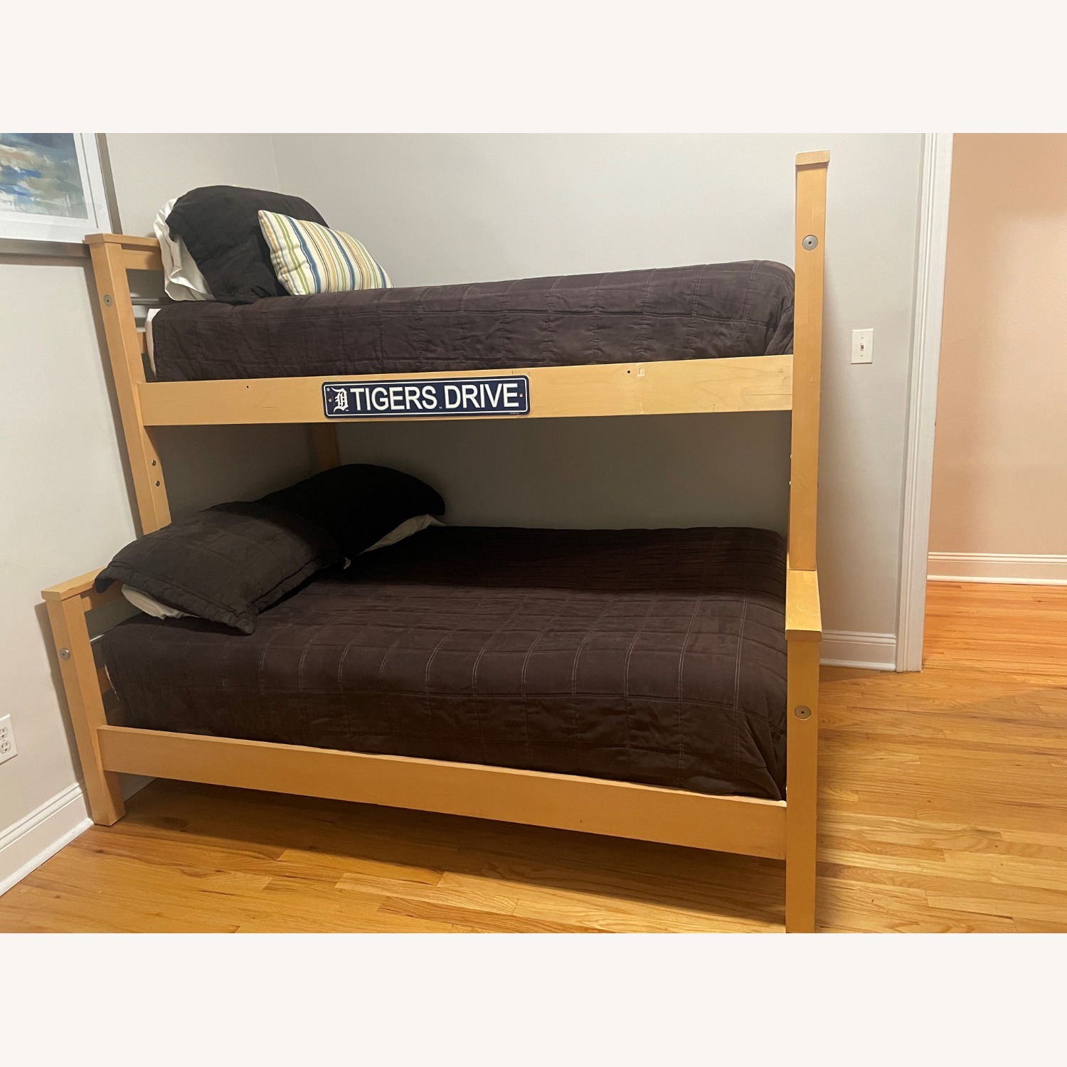 Bunk bed - image-1