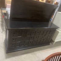 17th C. Castello 6-Drawer Dresser