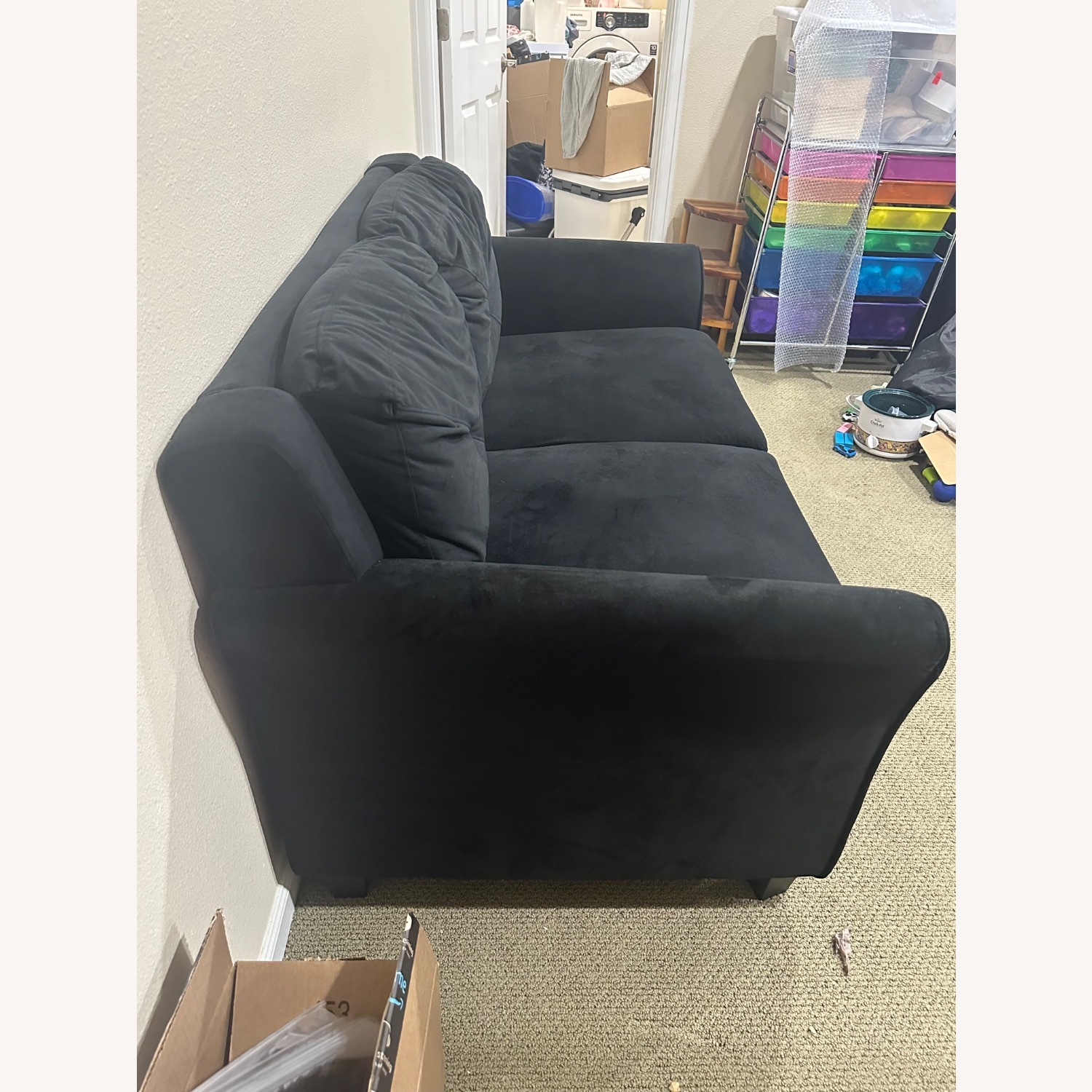 Black 2-Seat Loveseat with Flared Arms - image-8