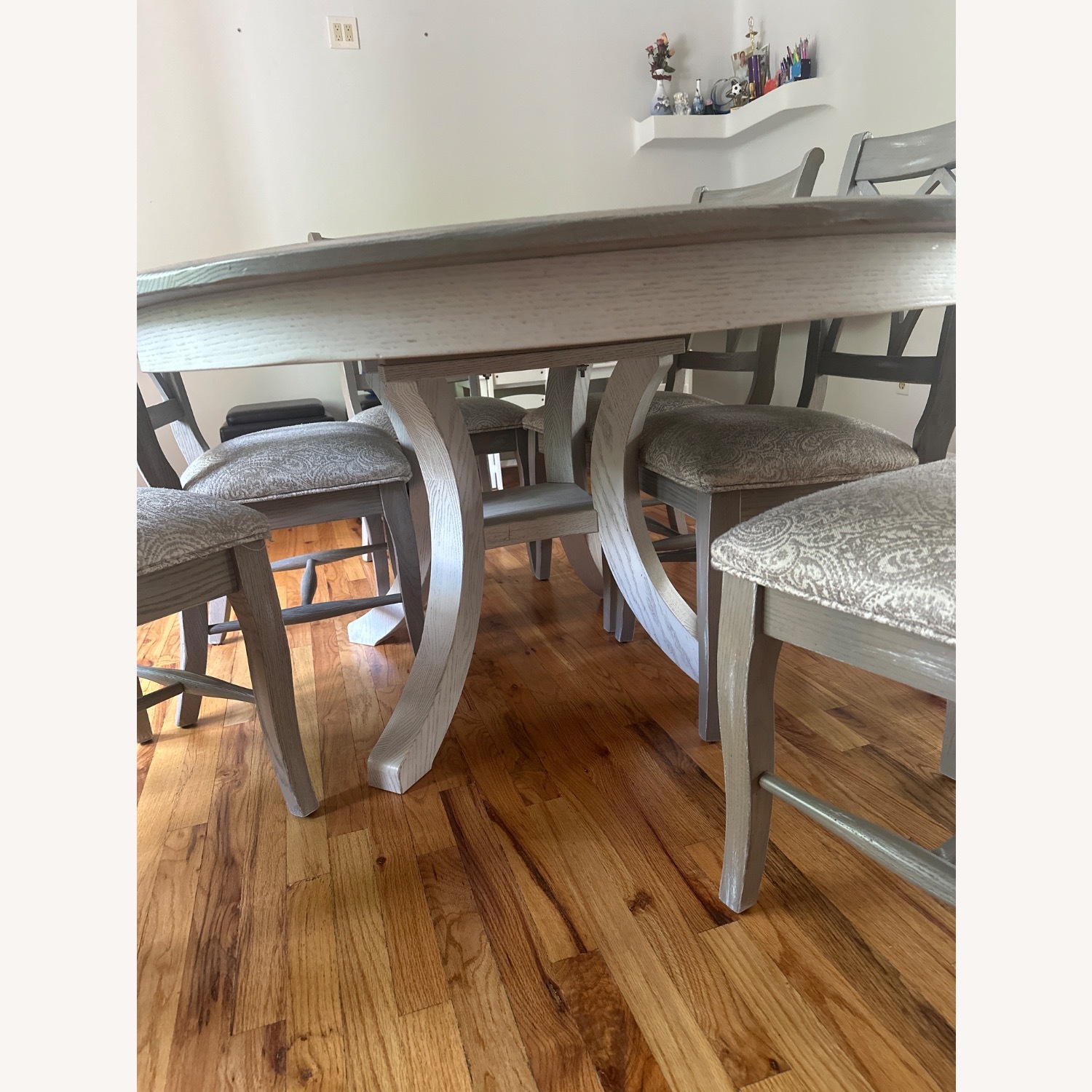 Dining Table and 6 Chairs - image-7