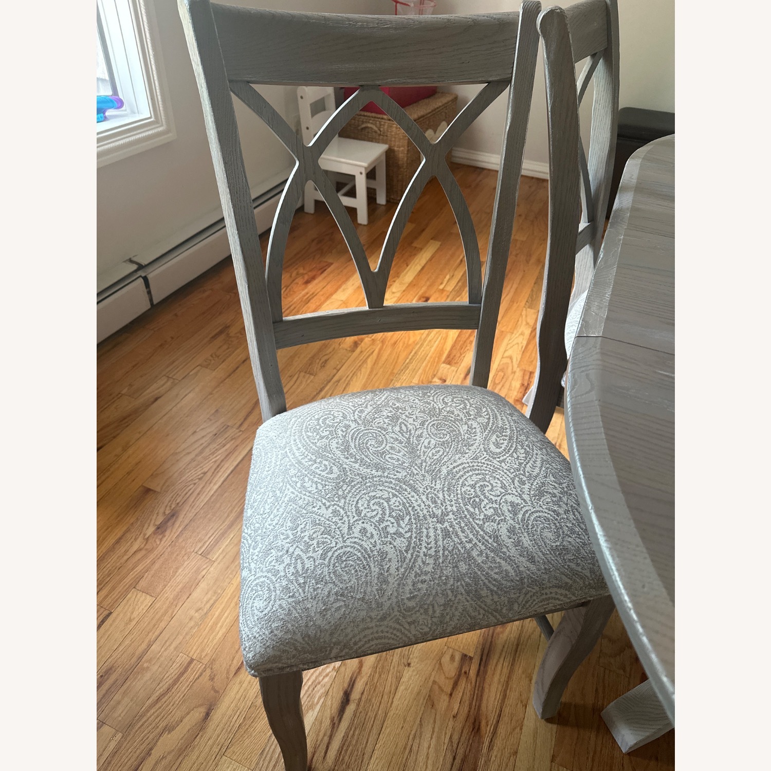 Dining Table and 6 Chairs - image-4