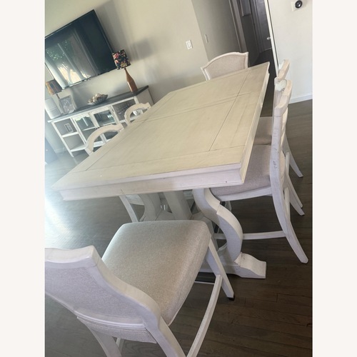Used Dining Table Set  for sale on AptDeco