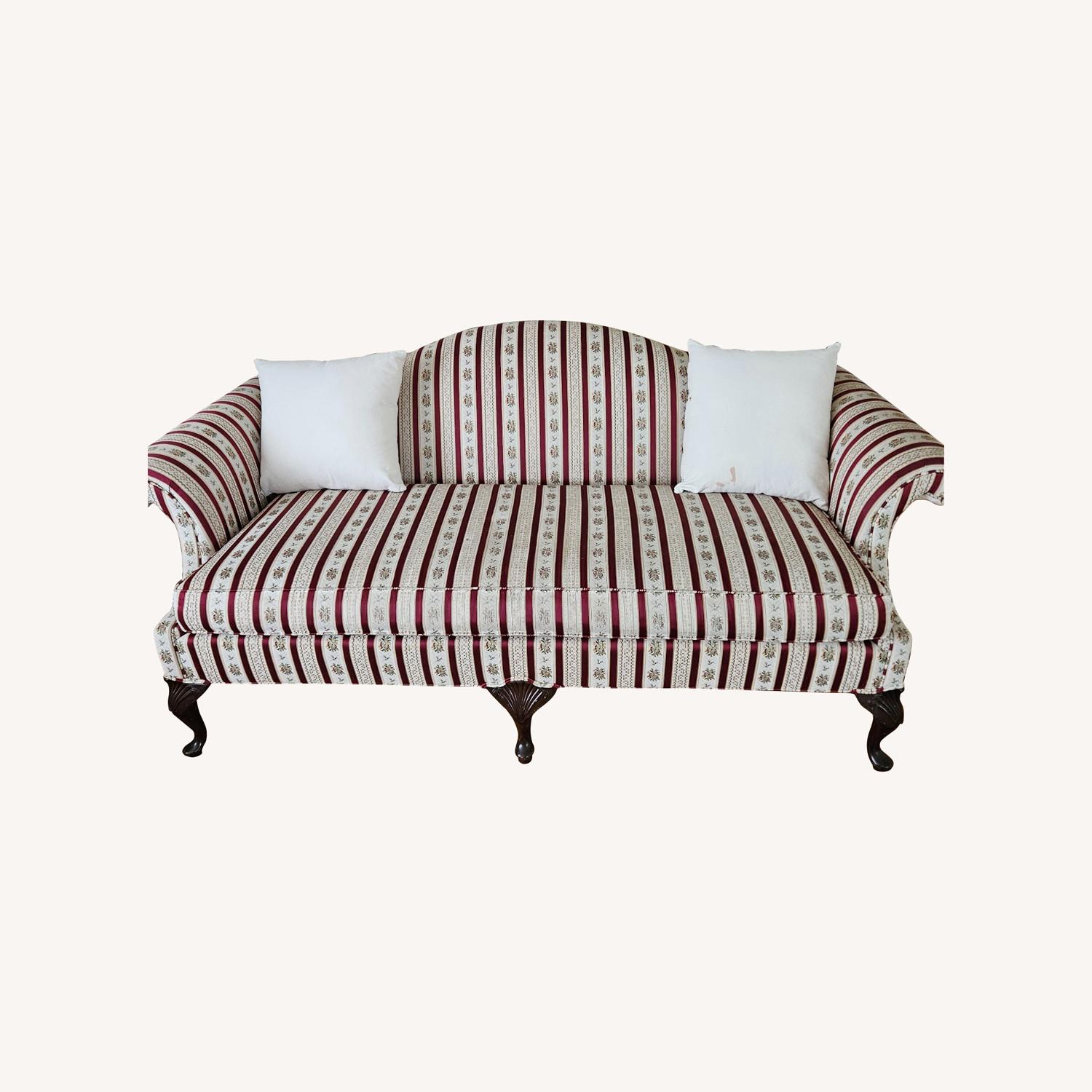 SeatCraft Sofa - image-0