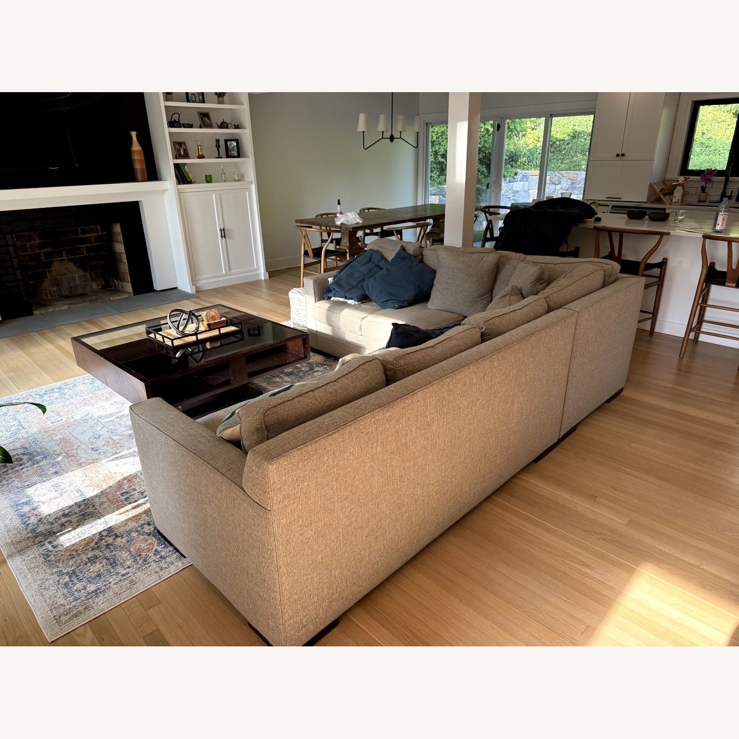 American Bungalow 2-Piece Summerton L-Sectional - image-2