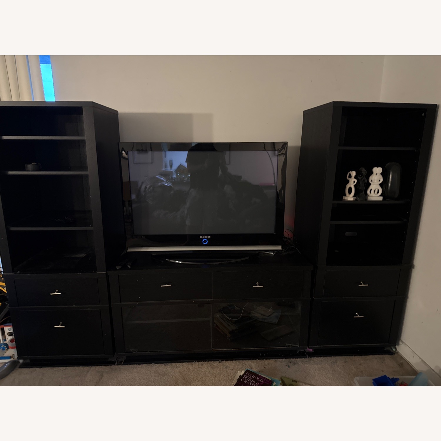 Sauder TV / Entertainment Center - image-4