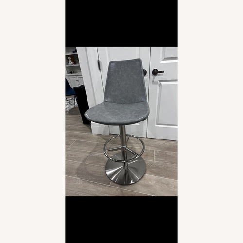Used Soho Concept Eiffel Piston Bar/ Counter Stool for sale on AptDeco