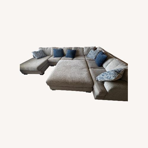Used Cuddle Plush 6-piece Sectional With Chaise for sale on AptDeco